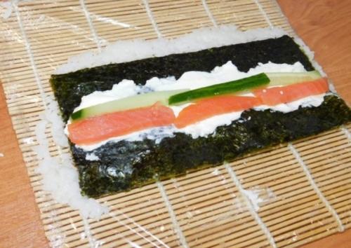 Роллы Бонито. Ингредиенты: 02 Роллы Бонито. Ингредиенты: 02