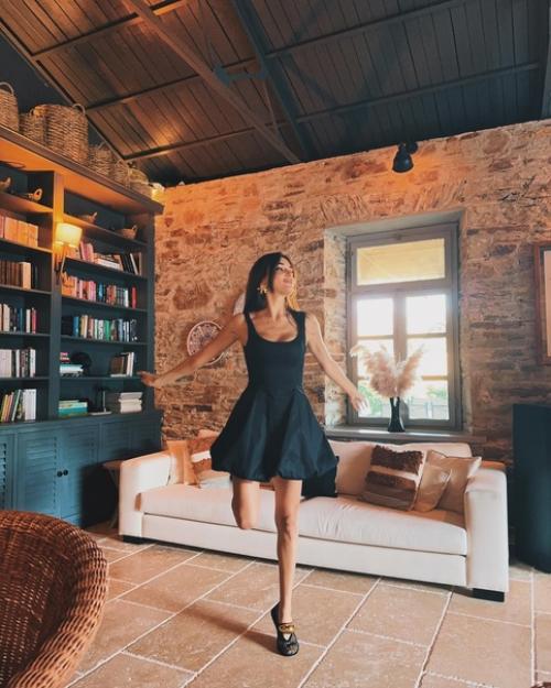 Турецкая актриса кино и телевидения, модель Ханде эрчел. 03