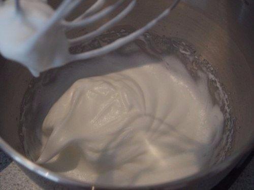 Шоколадный бисквит?   Ингредиенты: 01