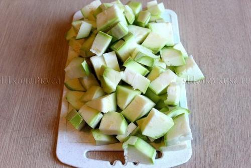 Овощное рагу с курицей. 05