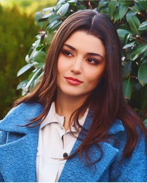 Турецкая актриса кино и телевидения, модель Ханде эрчел. 04