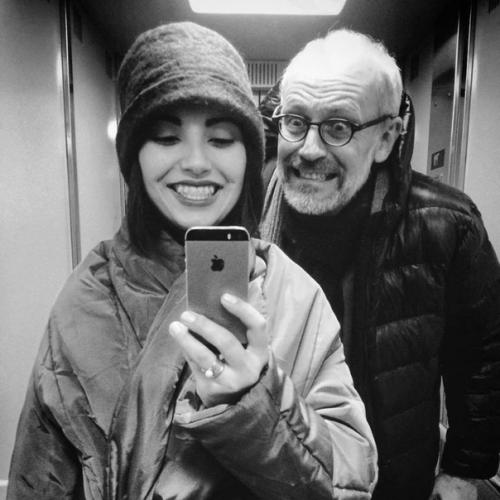 Александр Гордон и его супруга нозанин с разницей в возрасте 31 год. 01