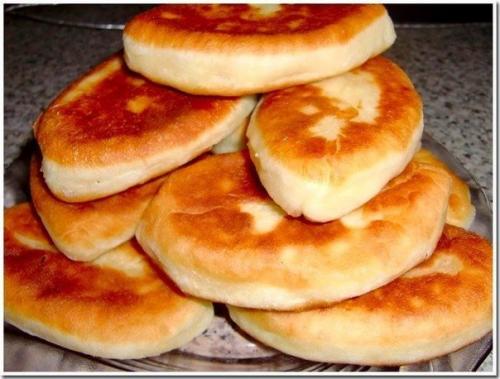 Быстрое заварное дрожжевое безопарное тесто для пирожков. Быстрое заварное дрожжевое безопарное тесто для пирожков.