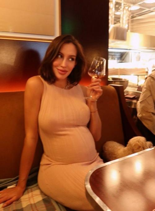 Беременная возлюбленная тимати поделилась новыми фото. 02
