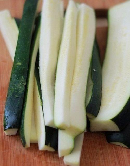 Палочки цукини в сырной панировке. 02 Палочки цукини в сырной панировке. 02