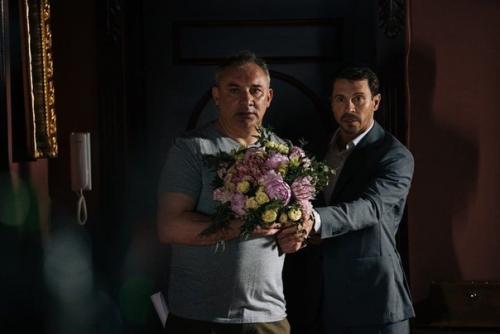 Павел Деревянко и Оксана акиньшина на сьемках сериала Беспринципные по мотивам рассказа Александра цыпкина. 03