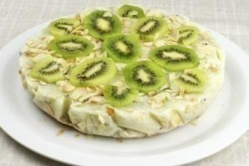 Йогуртовый низкокалорийный торт с киви и бананом. 05 Йогуртовый низкокалорийный торт с киви и бананом. 05