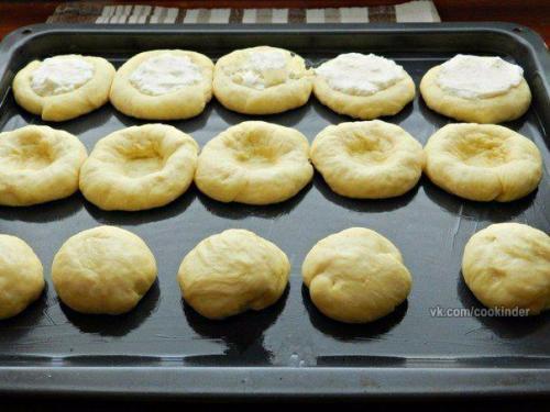 Домашние ватрушки с творогом. 03