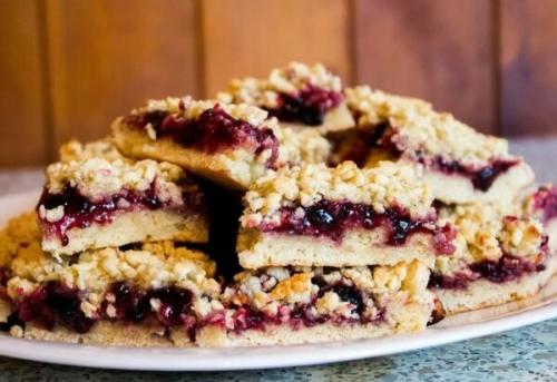 Кудрявый пирог с любым вареньем. Кудрявый пирог с любым вареньем.