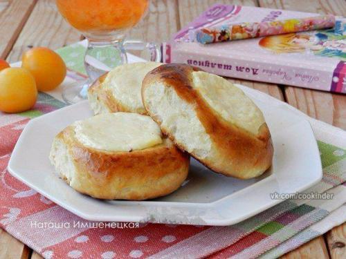 Домашние ватрушки с творогом.

