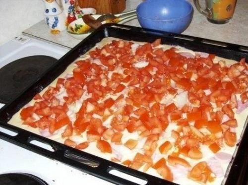 Быстрая пицца - рецепт для тех, кто любит пиццу, но ленится ее готовить по всем правилам итальянской кухни. 04