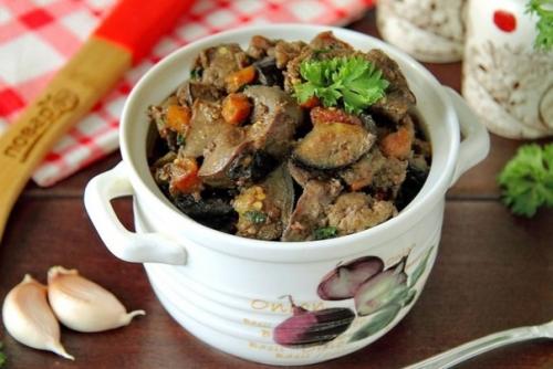 Куриная печень с баклажанами. Куриная печень с баклажанами.