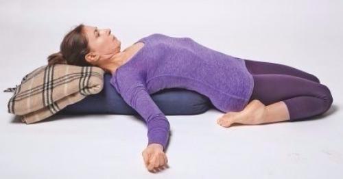 Комплекс йоги для восстановления сил.
