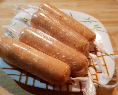 Домашние сосиски с курицей. 01 Домашние сосиски с курицей. 01