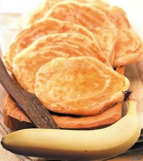 Банановые оладьи.

Калорийность: 112 ккал/100 г.
