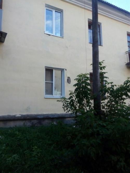 Вы знали, что сейчас на показах стало появляться все больше и больше оригинальных дизайнов ногтей? 01