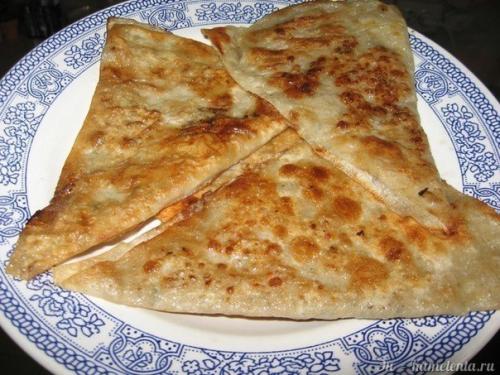 Чебуреки на скорую руку без возни с тестом. Чебуреки на скорую руку без возни с тестом.