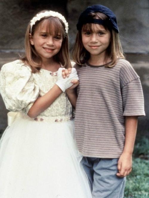 Многие уверены, что имя олсен связано лишь с двумя сестрами. 02