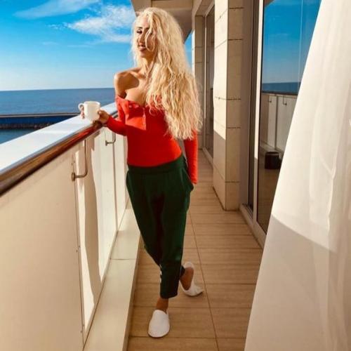 Лилия Абрамова отметила свои 50 лет.