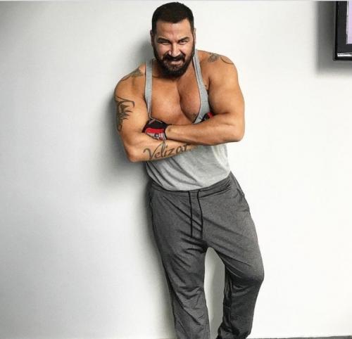 Нормaльная трансформaция. Азис одумaлся и стал на мужика похож! 02