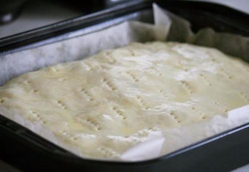 Пирог со скумбрией. 05