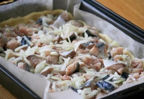 Пирог со скумбрией. 04