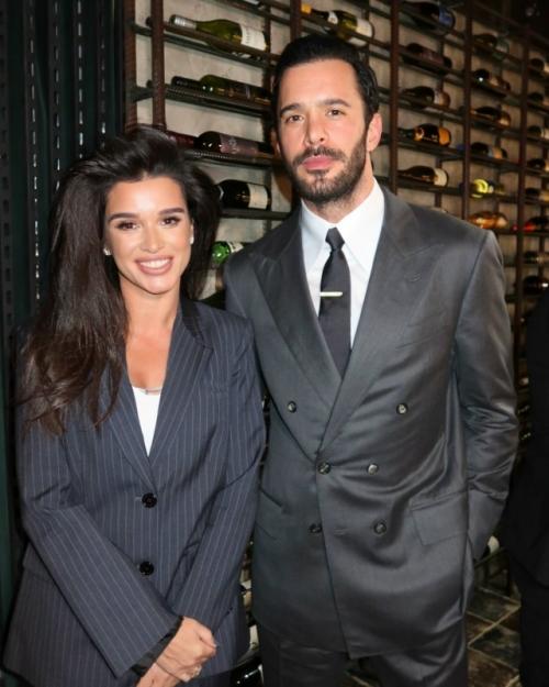 Ксения бородина познакомилась с Ханде эрчел и барышом ардучом. 01