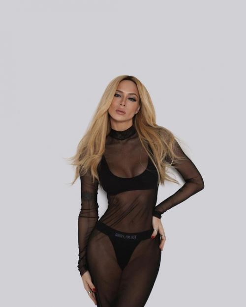 Артистке Настасье самбурской потребовалась медицинская помощь. 02