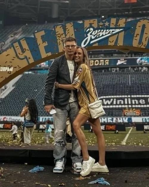 Поваляться где-нибудь в гостишке …. 03