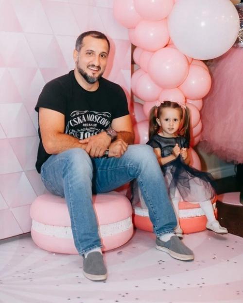 Так выглядит семья Арарата кещана. 08