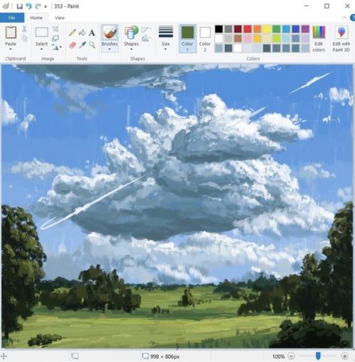 Тут один человек в пейнте рисует. 04