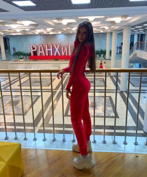 Мария Ильюхина 19 ноября отметила свое восемнадцатилетие. 04