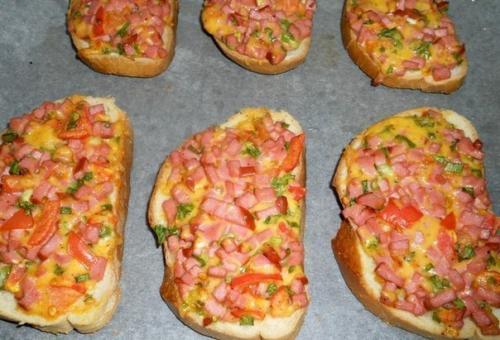 Горячие бутерброды на скорую руку. Горячие бутерброды на скорую руку.