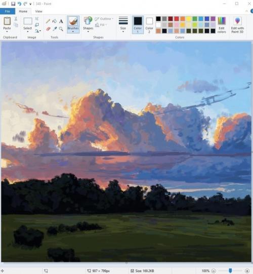 Тут один человек в пейнте рисует. 01