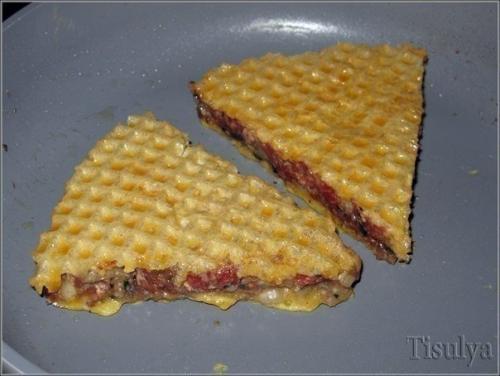 Треугольные котлетки.  Ингредиенты: 03