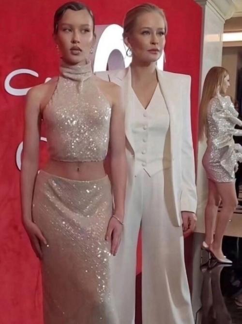 Анну пересильд критикуют за стиль: Слишком Откровенно для 15-Летней. 03