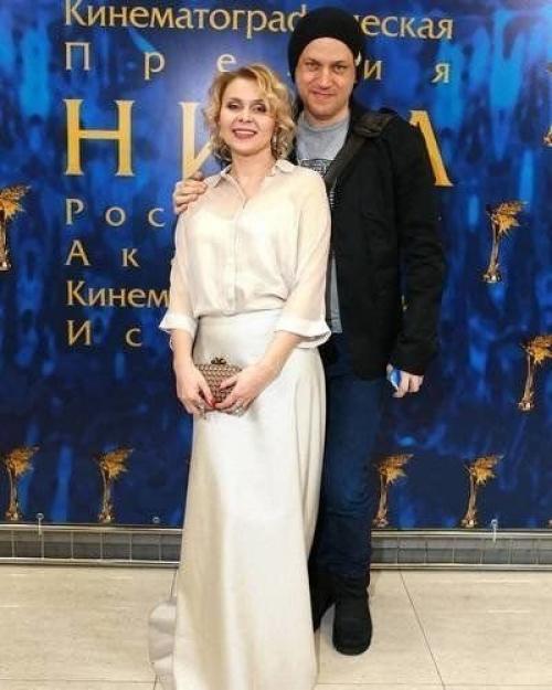 Актриса Яна троянова и её муж Василий такие красивые. 02