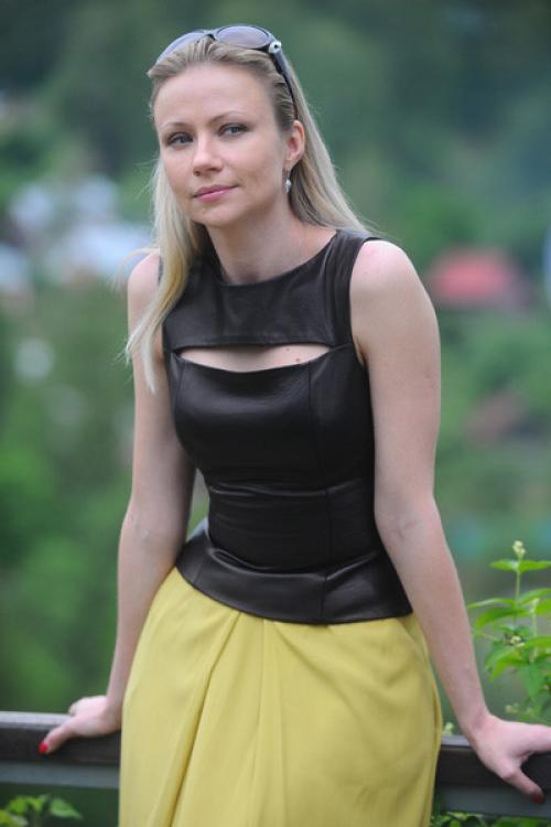 Мария Миронова - одна из самых красивых российских актрис. 05