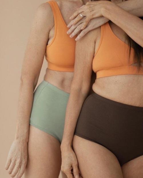 В Питере открылось модельное агенство для дам на пенсии. 04