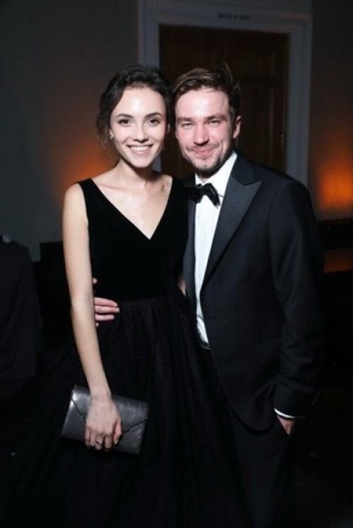 Одна из самых милых пар русского шоу-бизнеса - Александр Петров и Стася Милославская. 03