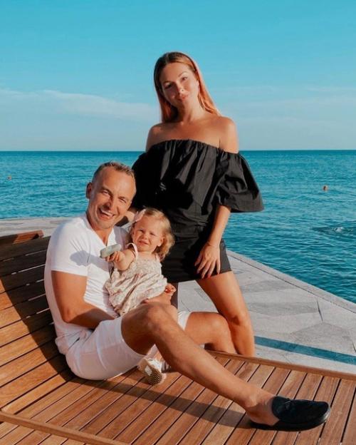 Милая и задорная семья Нюши. 07