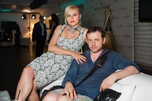 Актриса Яна троянова и её муж Василий такие красивые. 01