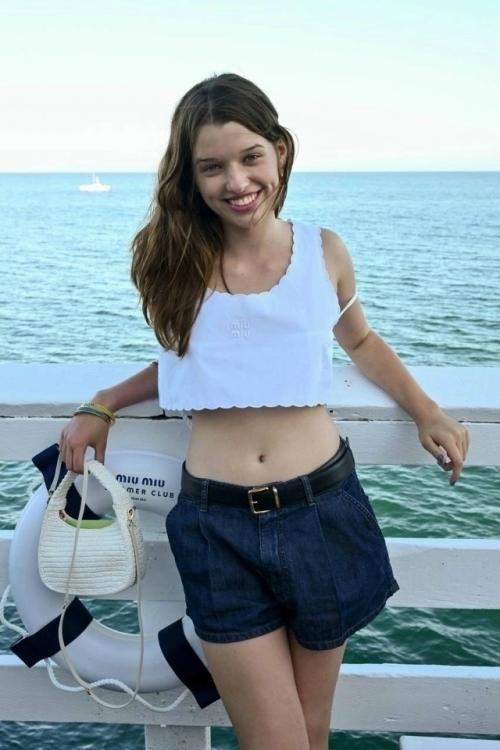 17-Летняя дочь миллы Йовович станет актрисой в новом фильме люка бессона. 01 17-Летняя дочь миллы Йовович станет актрисой в новом фильме люка бессона. 01