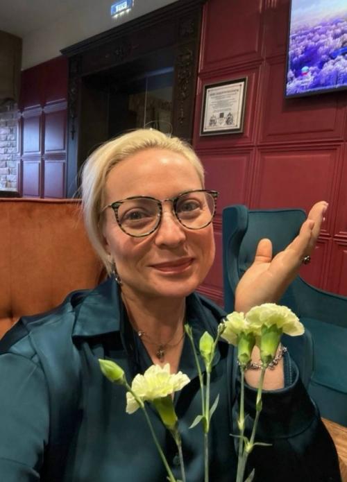 Знаменитая актриса Светлана Пермякова всех своим новым образом удивила.

