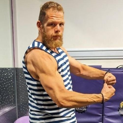 Мужчина из США похудел на 159 кг за 2 года из-за страха за здоровье. 

