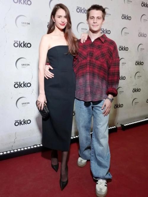 Иван Янковский со своей женой Дианой пожарской во время премьеры нового сериала Аутсорс. 03