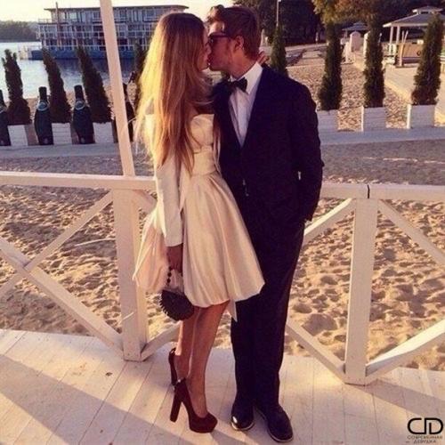 Я мужчин уважаю.