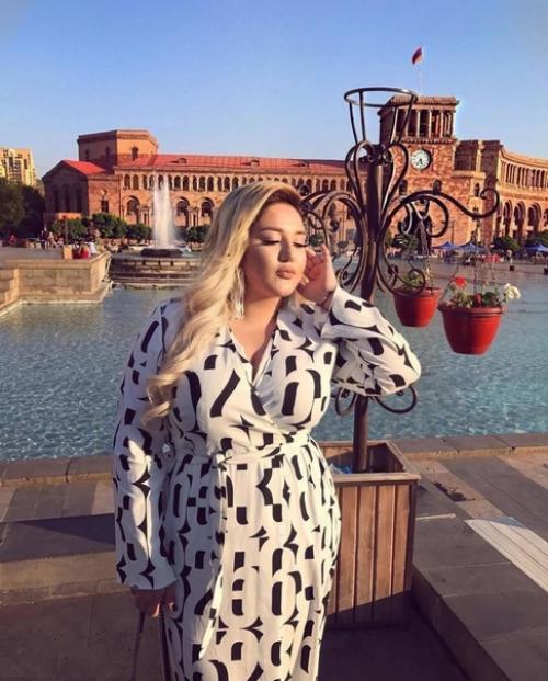 Визажист Гоар аветисян перевоплощает девушек и сама неплохо перевоплотилась. 02