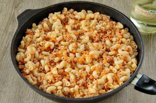 Макароны по-флотски с томатной пастой. 03