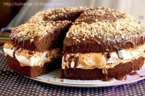 Торт Сникерс.   Ингредиенты: